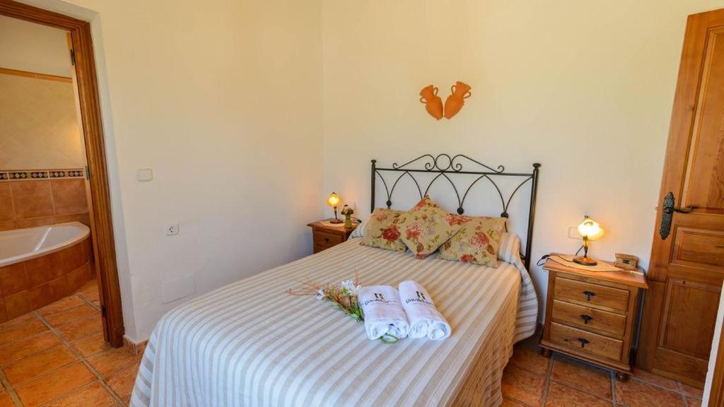 Casa Rural El Moral มาลากา ภายนอก รูปภาพ