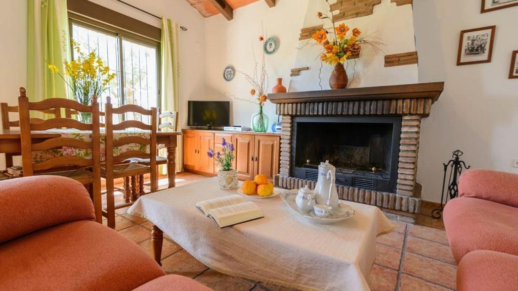 Casa Rural El Moral มาลากา ภายนอก รูปภาพ